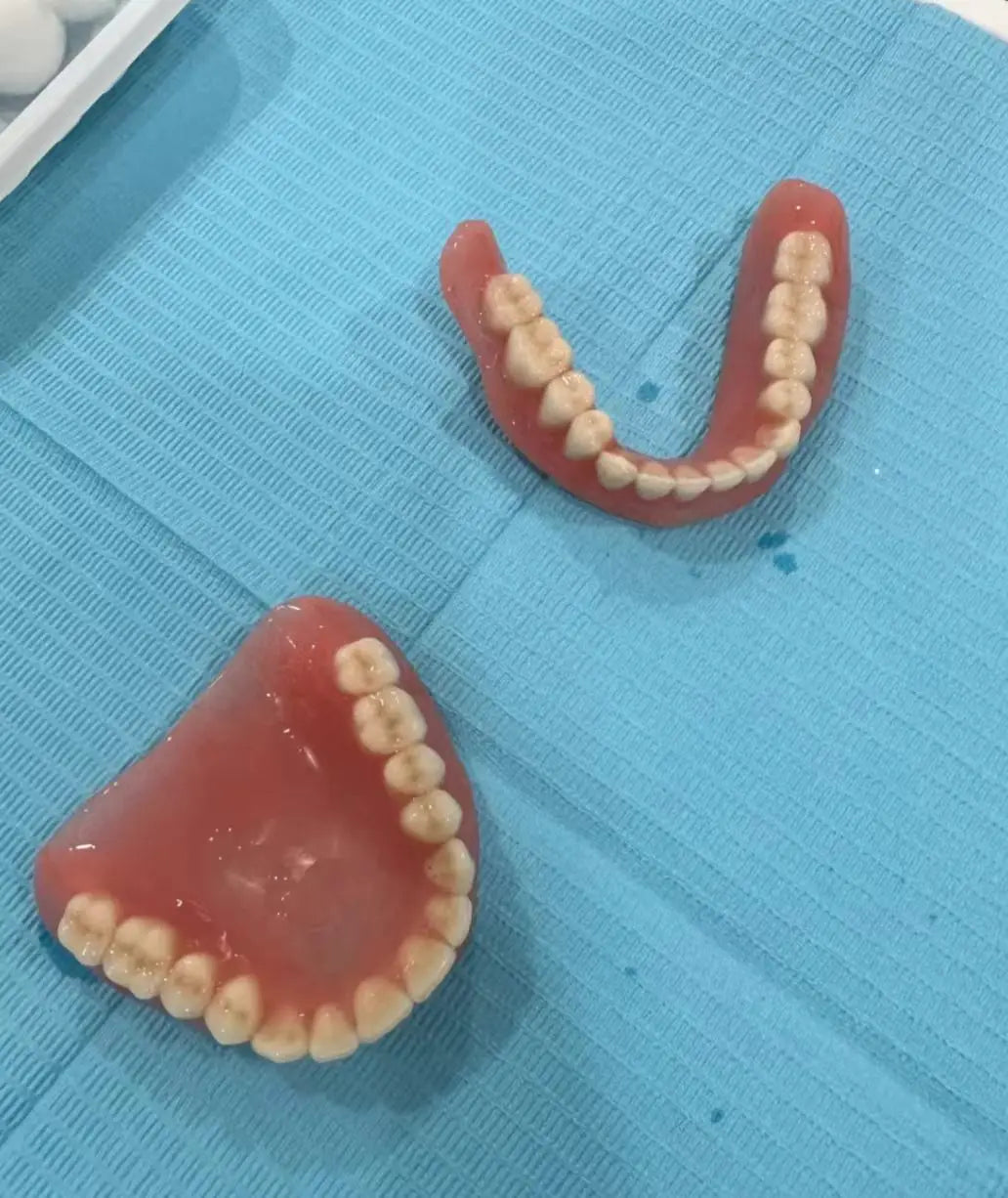 Moldable Denture Set Instant Smile Veneers Natural Temporary Teeth for Daily Cosmetic Use